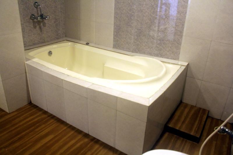 Hotel Ambalika ดีกา ภายนอก รูปภาพ
