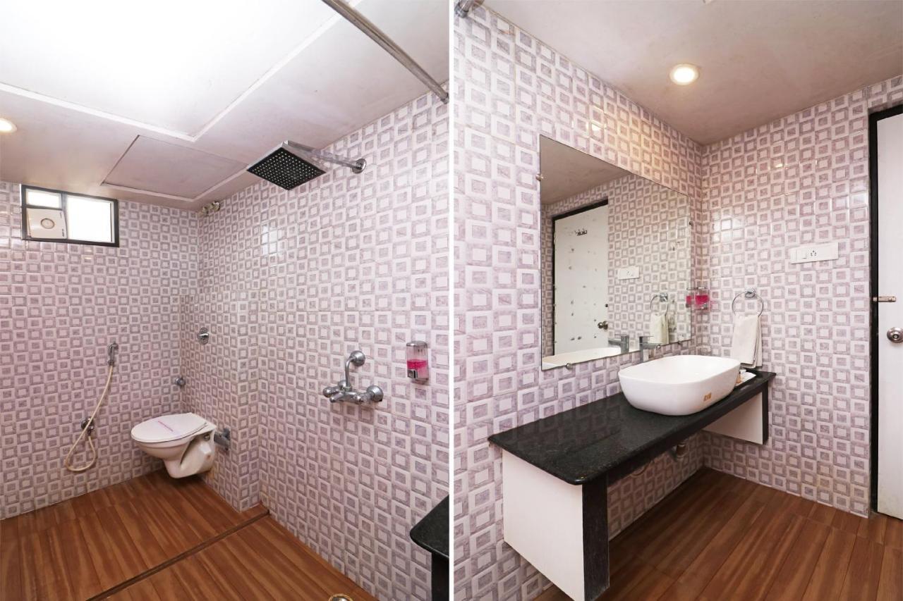 Hotel Ambalika ดีกา ภายนอก รูปภาพ